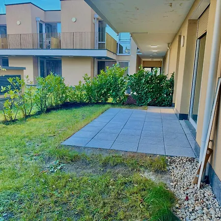 Modern With Garden & Terrace Wiener Neudorf