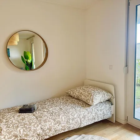 Modern With Garden & Terrace Apartman