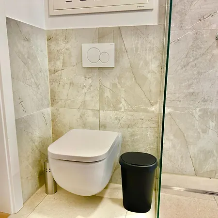 Modern With Garden & Terrace Apartman Wiener Neudorf